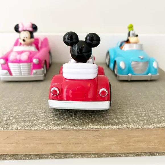 Disney Mickey Mouse Clubhouse & Friends Pull Back Toy Car Goofy, Minnie & Mickey - Picture 8 of 15